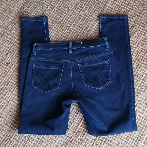 William Rast jeans - Picture 3 of 10